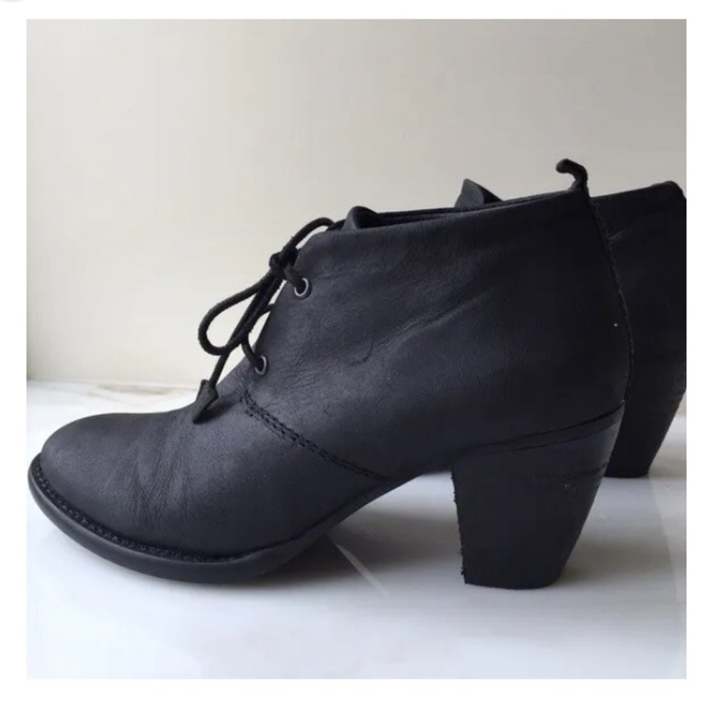 Steve Madden Judith Booties